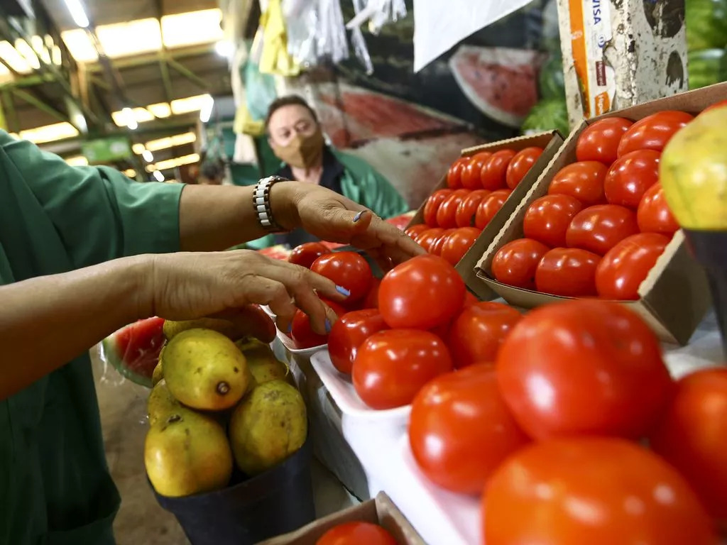 Cuiabá encerra o mês com mais uma queda no preço da cesta básica