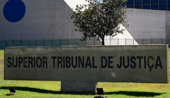 STJ revoga medidas cautelares a ex-chefe de gabinete de Emanuel Pinheiro a Antonio Monreal Neto