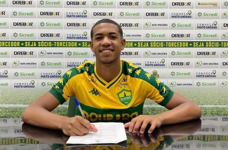 Time do Cuiabá contrata atacante Aiyran ex-Botafogo