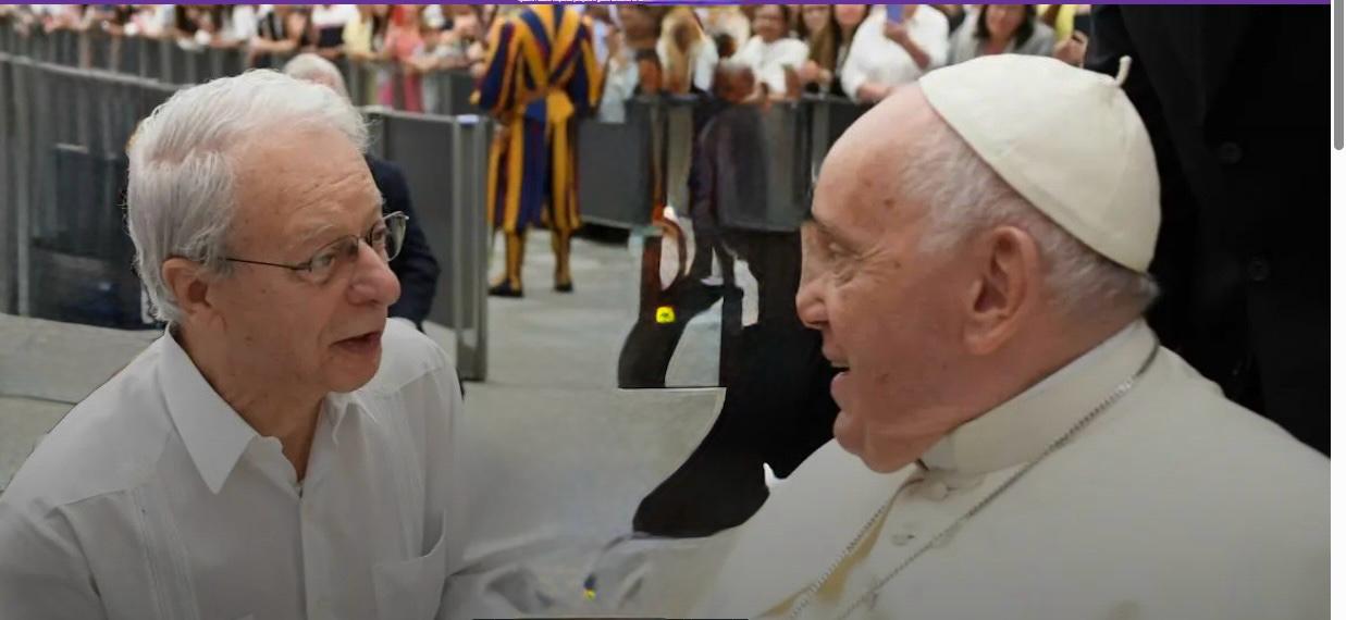 A reforma de Francisco e a disputa política no Vaticano