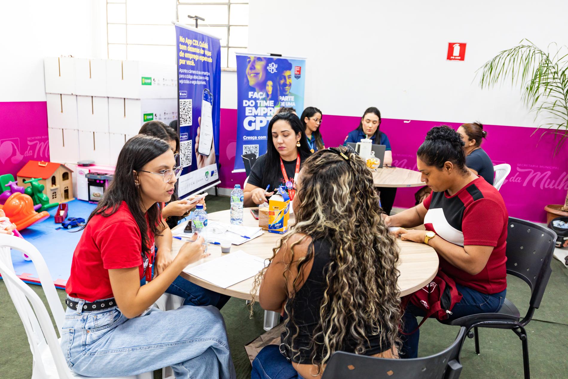 Segundo Feirão de Empregos amplia serviços e oferece mais de 400 vagas para mulheres