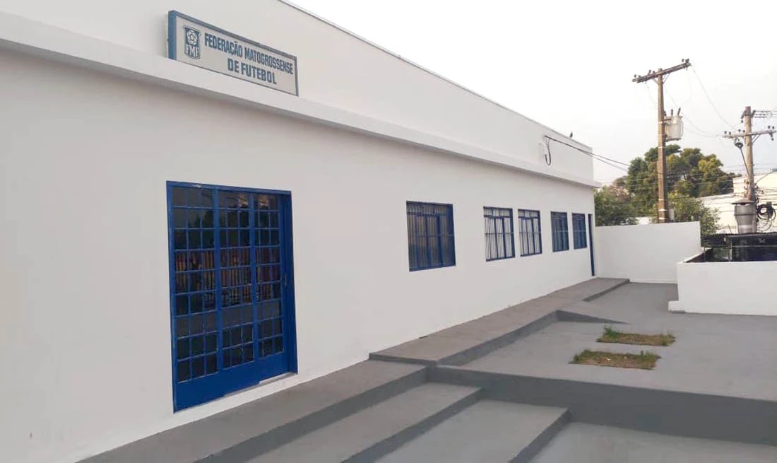 Justiça nomeia advogado como interventor da FMF após fim de mandato de Aron Dresch