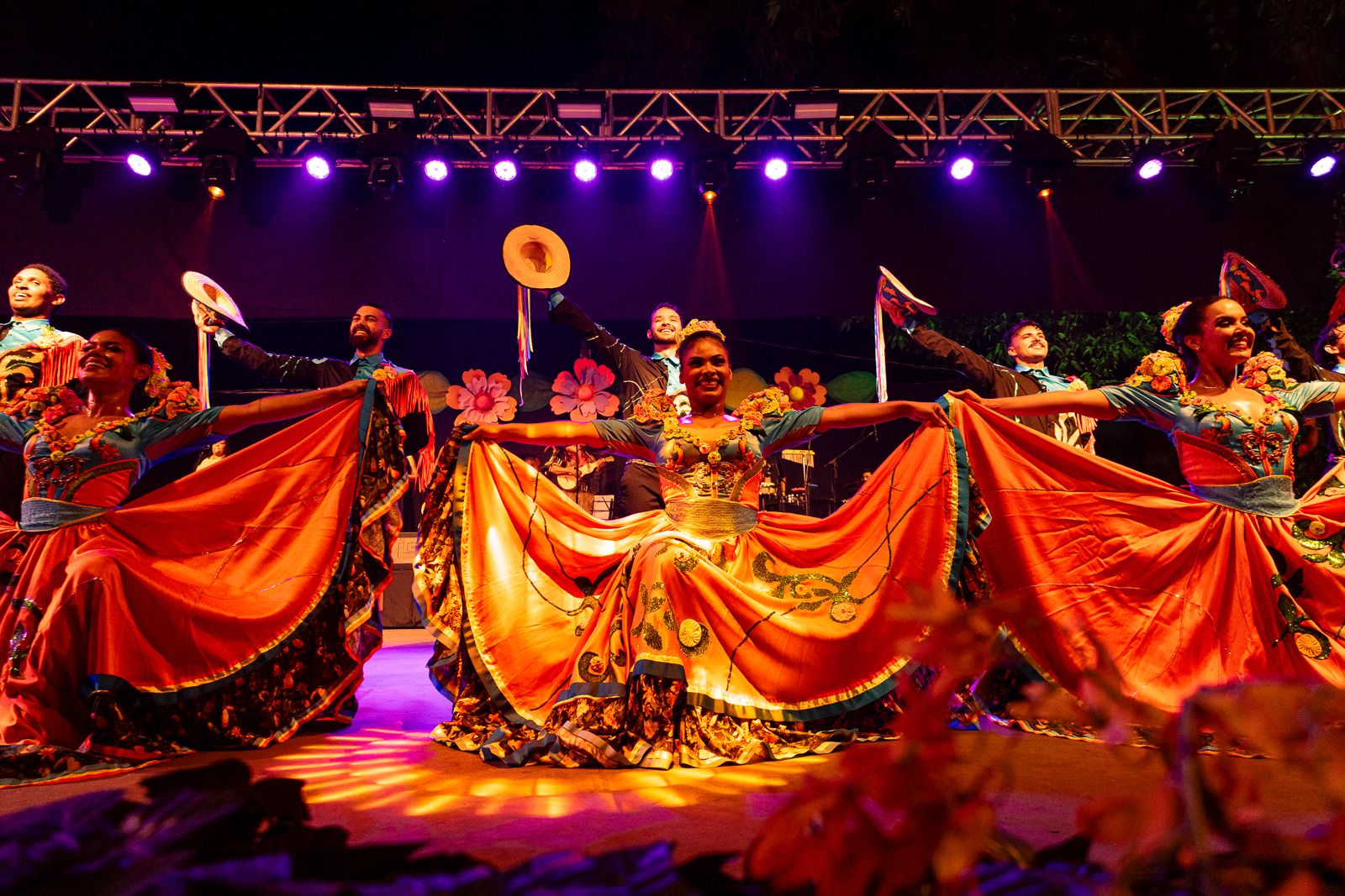 Flor Ribeirinha apresentará grandioso espetáculo em turnê internacional