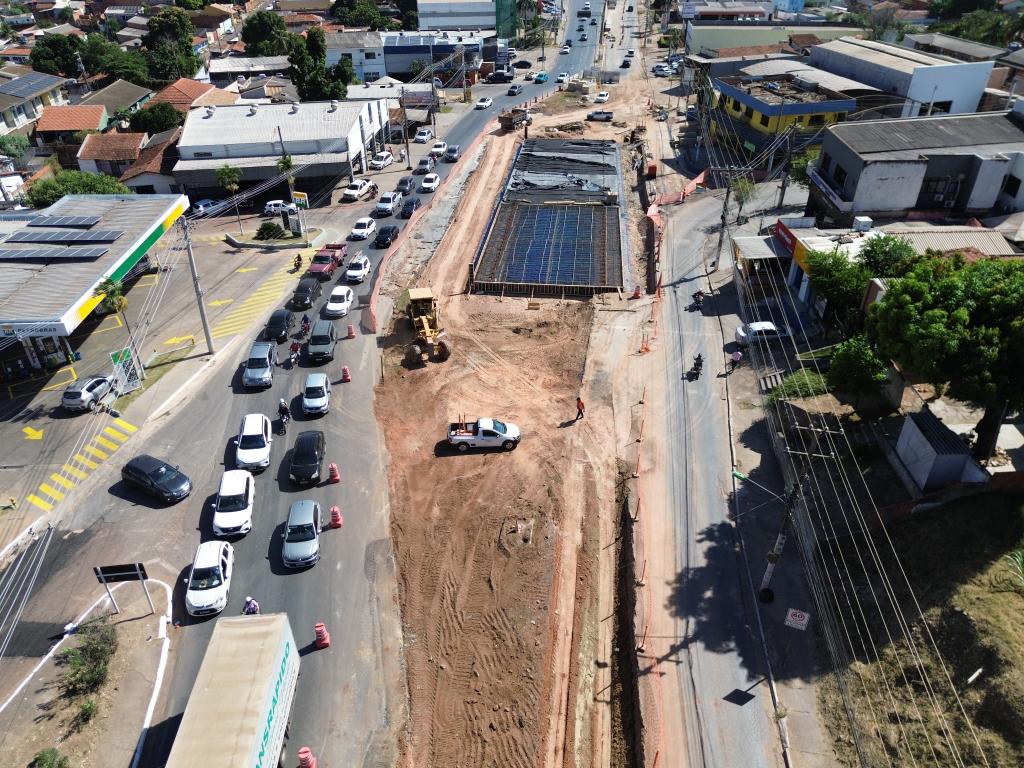 Obras do Complexo Viário do Leblon avançam com escavação de trincheira