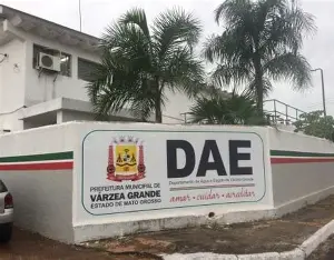 Prefeita de Várzea Grande sanciona Lei que parcela dívidas do DAE com descontos sobre juros e multas