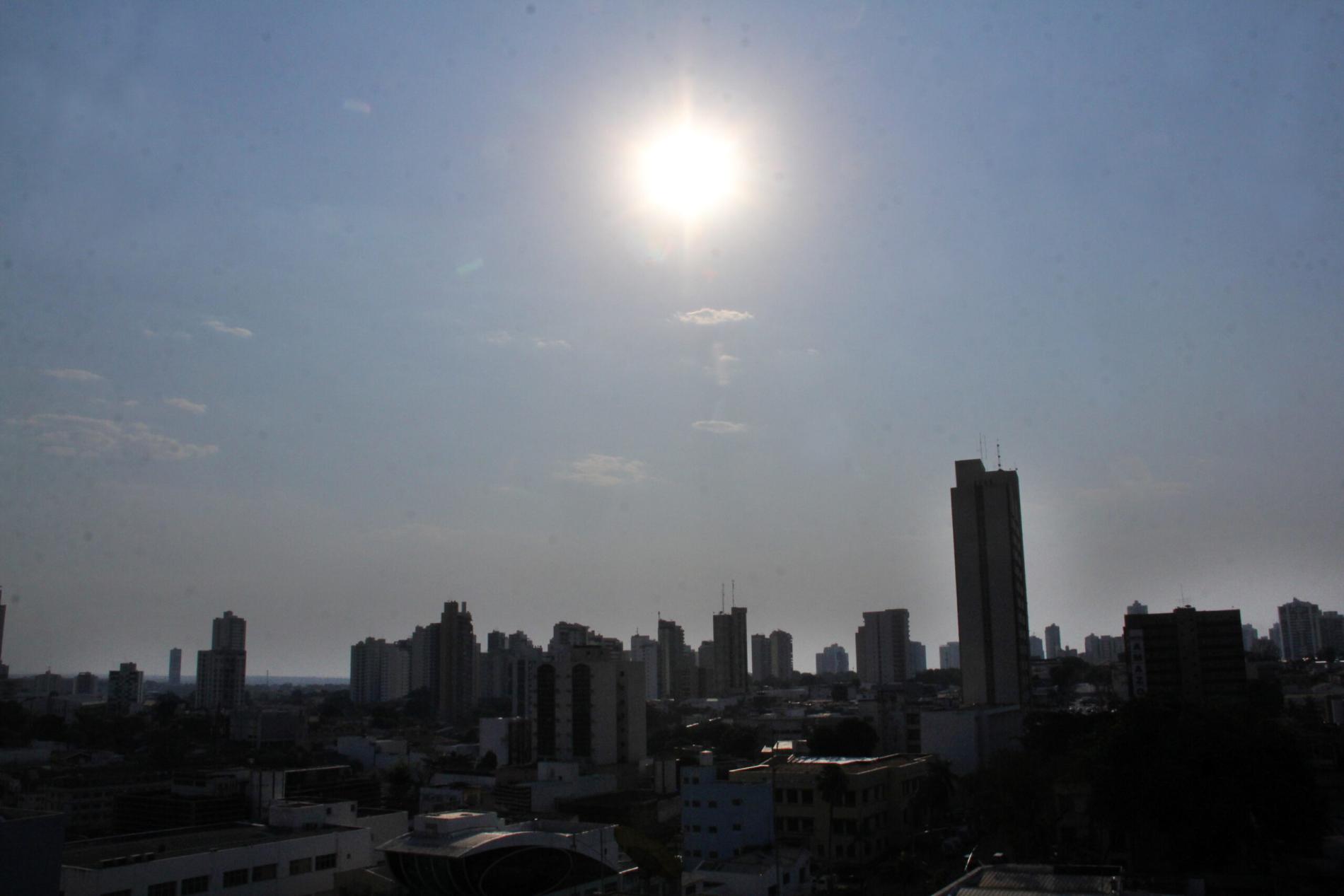 Cuiabá entra em estado de alerta por baixa umidade e risco à saúde