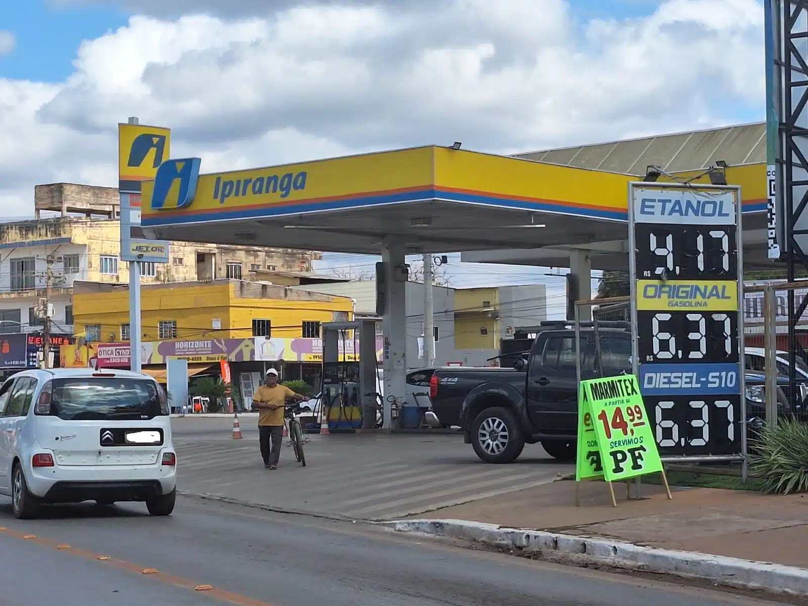 Em um intervalo de 20 dias, preço do etanol sobe R$ 0,70 nas bombas dos postos de Cuiabá e VG
