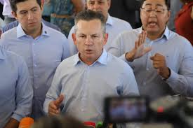 Mauro Mendes pede “paciência” e culpa falta de mão de obra por atraso do BRT em Cuiabá