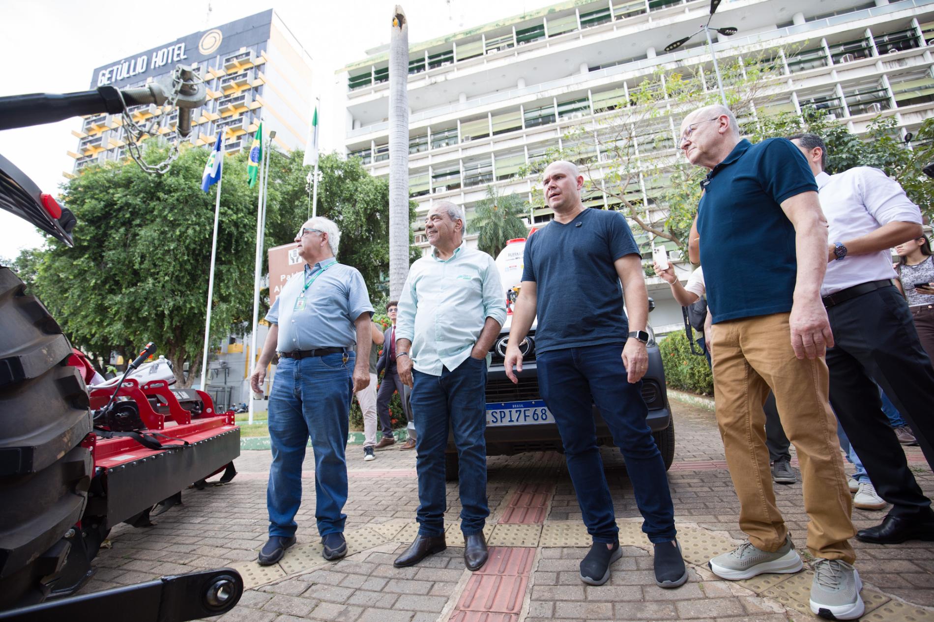 Secretário agradece Governo do Estado por maquinários e destaca integração de políticas públicas