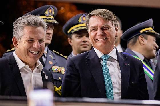 Bolsonaro aprova aliança entre PL e grupo de Mauro Mendes para eleições em Mato Grosso