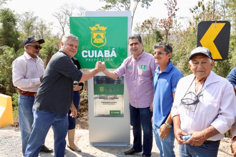 Prefeito entrega ponte de concreto da Comunidade Serra das Laranjeiras e destaca investimentos na zona rural