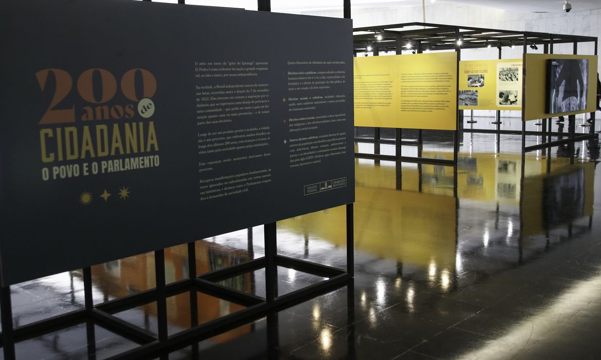 Exposição no Senado homenageia os 200 anos da Independência do Brasil